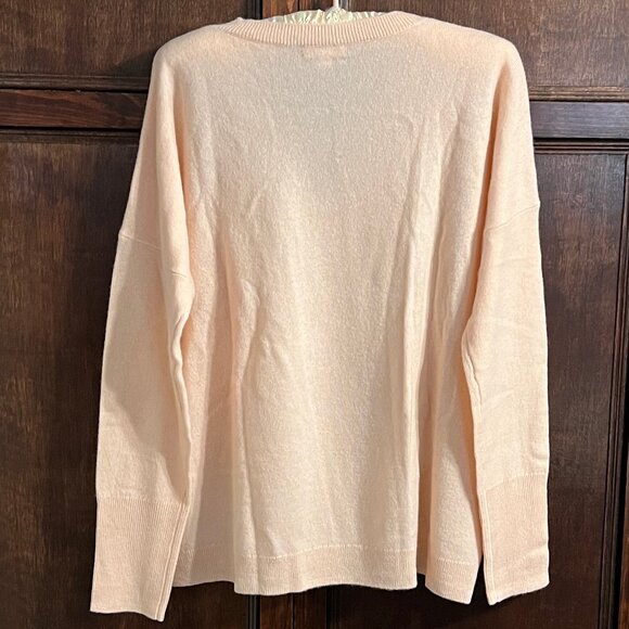 J Crew Oversized V-neck Cashmere Light Melon size Sm (but it's not, LOL) - Picture 2 of 8